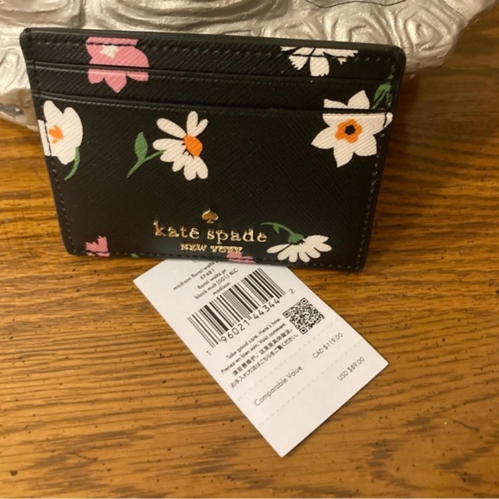 Kate Spade Leather  Card Case -NWT